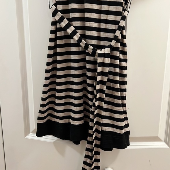 Banana Republic tan and black striped t-shirt dress w belt size XS - Picture 5 of 7
